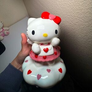 Hello Kitty Ceramic Figurine Valentines Day Valentine with Heart Accents